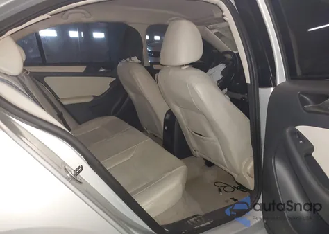 2011 Volkswagen Jetta 2.5L Se из США, поврежденный, VIN 3VWBX7AJ1BM108421